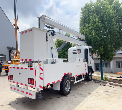 howo_high_aerial_working_platform_truck_with_fold_boom-3