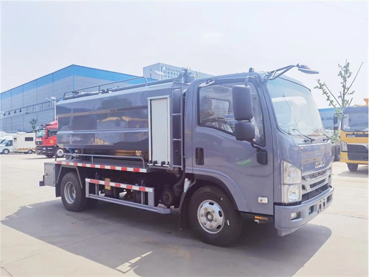 isuzu-combined-sewer-jetting-truckc21d9cf9-c844-4031-b41f-b5a8e7144864