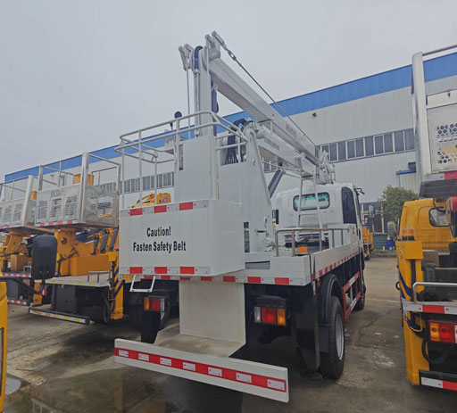 isuzu_44_fold_boom17.5m_high_aerial_working_platform_truck-2