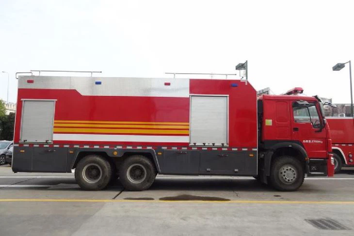 liquid-foam-distribution-fire-truck39374744011